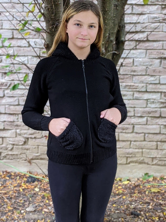 Sweater hoodie with fur pockets